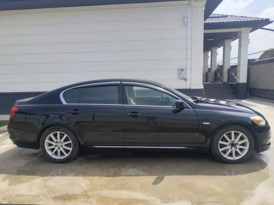 Продам Lexus GS300
