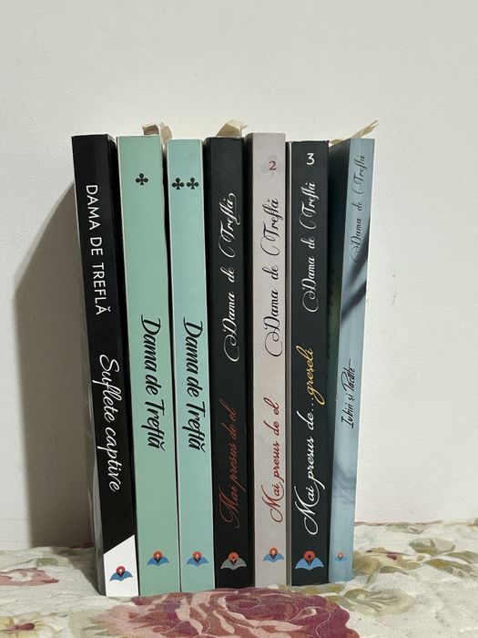 Pachet cărți Dama de Treflă - unele sunt cu scrisoare