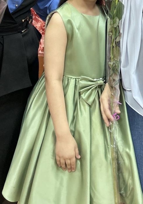 Платье для девочки 8-9 лет