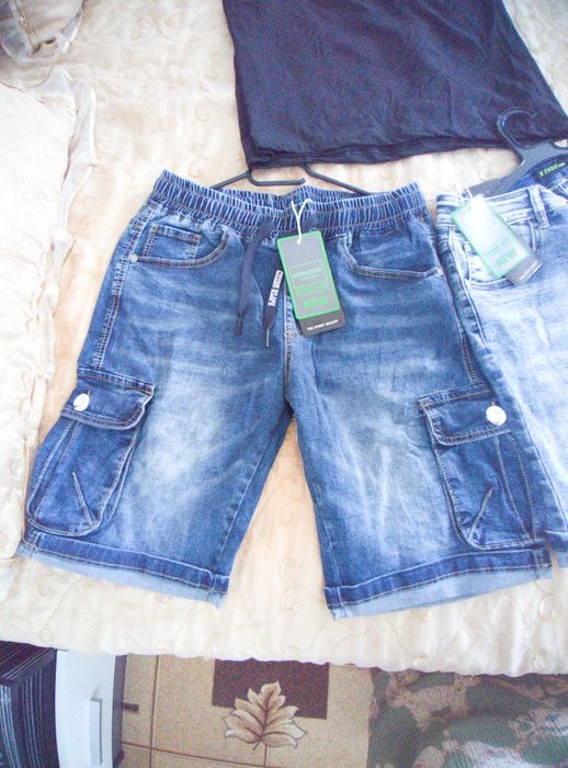 Нови къси мъжки дънки два модела