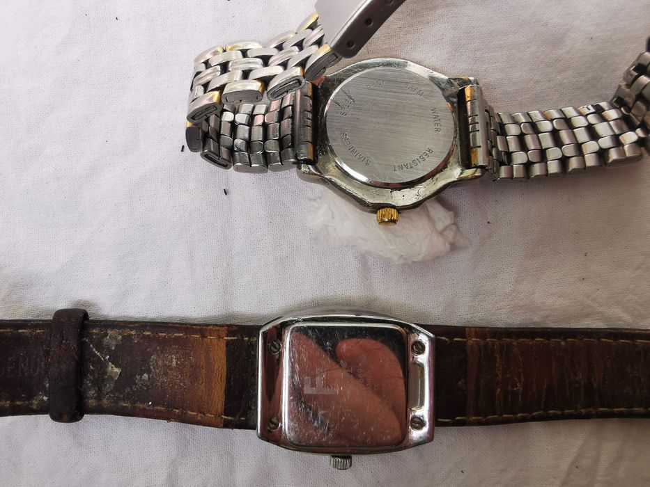 Ceasuri Fossil si Sekonda functioneaza cu baterii (quartz)