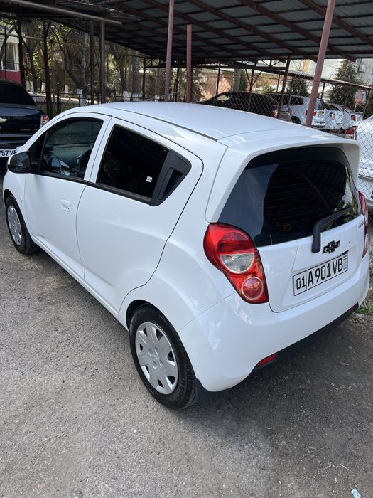 Срочно сотилади Спарк 2-позиция