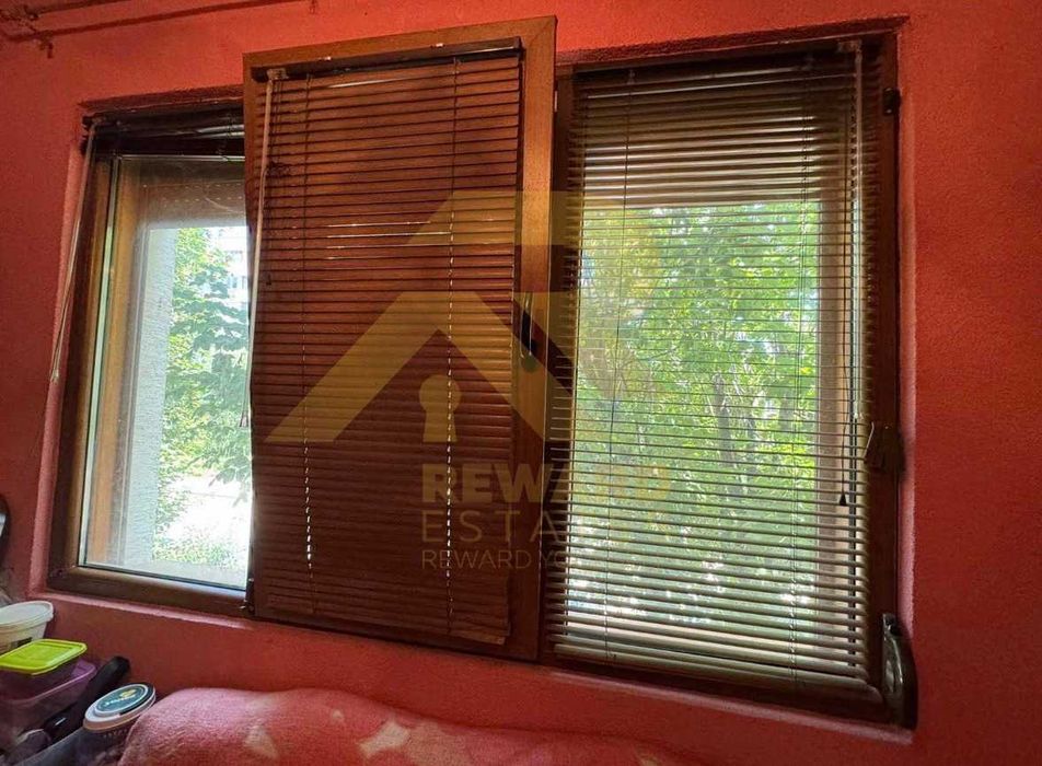 Продава се Двустаен апартамент в София, Център - 65 кв.м за 2154 €/кв.м - Снимка #13