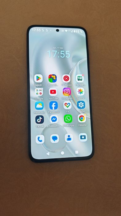 Motorola Edge 30 NEO in garanție, preț fix