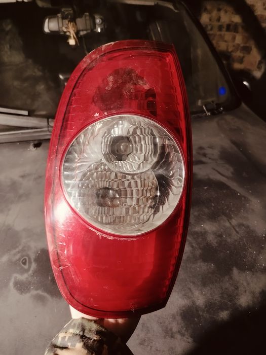 Фонарь задний левый ваз 2123