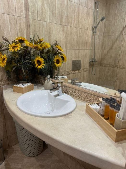 Дава се под наем Двустаен апартамент в Варна, Аспарухово - 90 кв.м за 700 € - Снимка #4