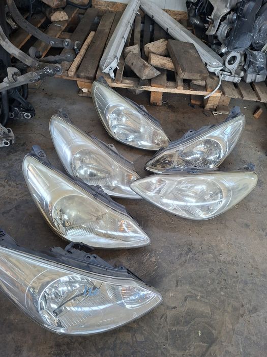 Faruri hyundai I 10  2010