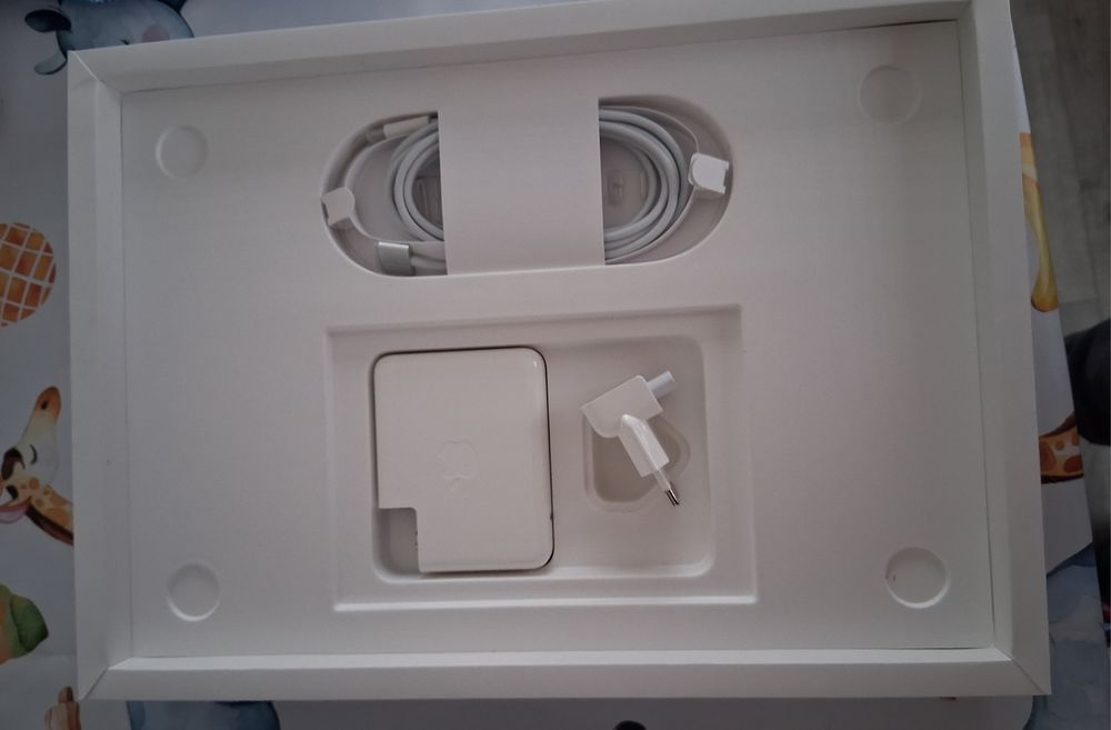 Apple MacBook Pro 16 M1 MAX, 32 Gb Ram,1TB SSD,  Гаранционен