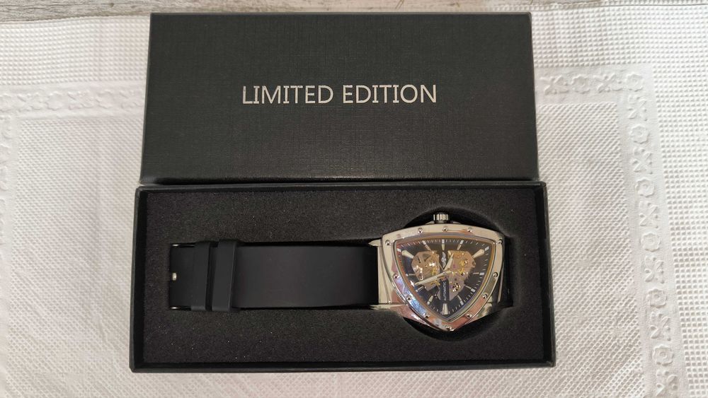 Автоматичен часовник