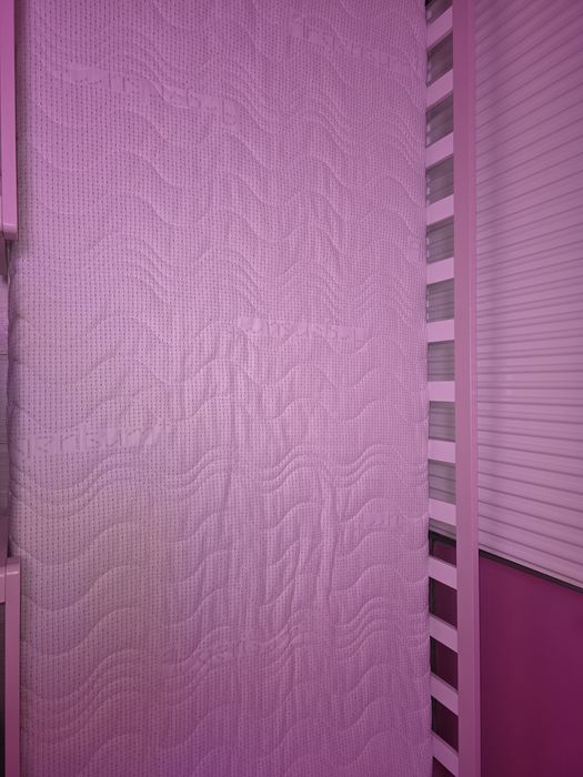 Pat tip căsuță + saltea ca noi