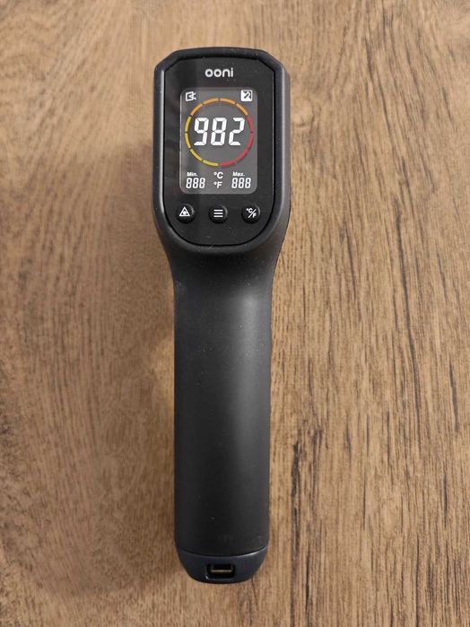 Дигитален инфрачервен термометър Ooni - НОВ
