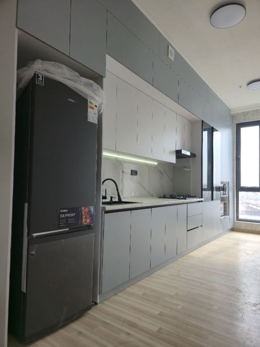 3 Xonali honadon stuvda remont bilan 94 m2