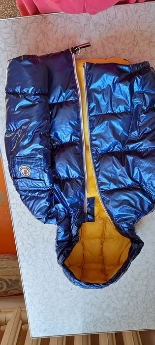 Детская куртка продаю новое