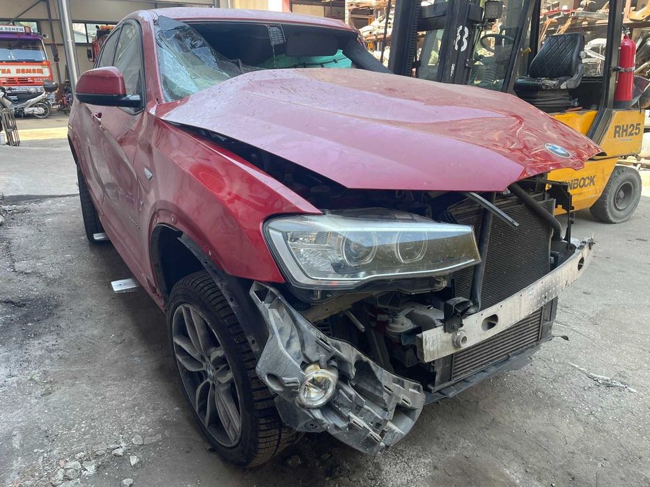 BMW X4 2.0D XDrive на части