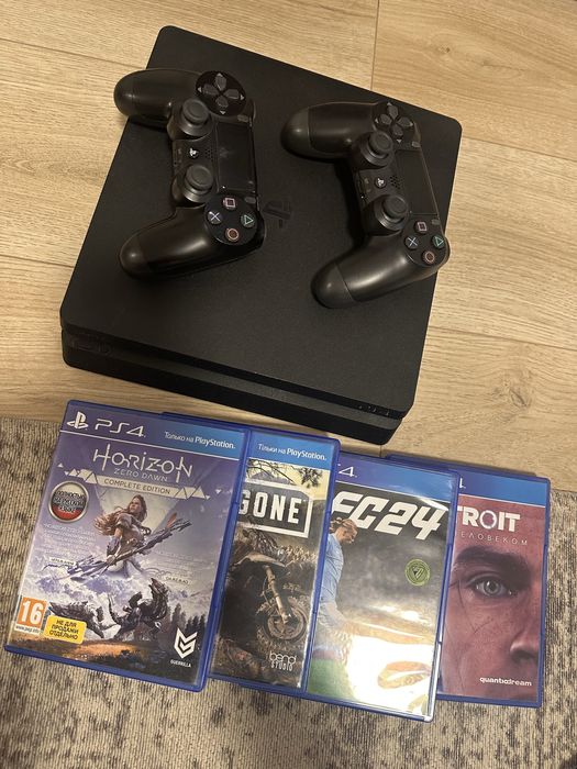 Playstation 4 slim