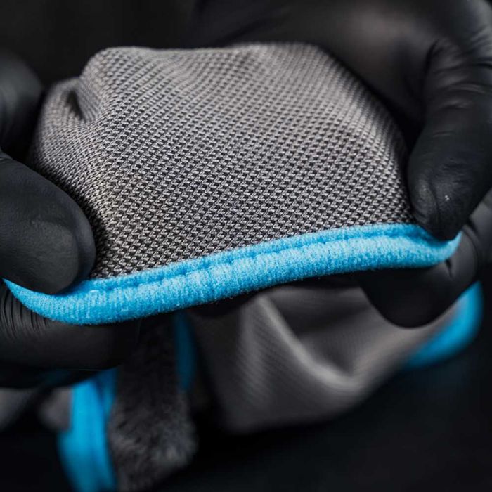 Mикрофибърна Двулицева кърпа за Подсушаване и Полиране на автомобили.