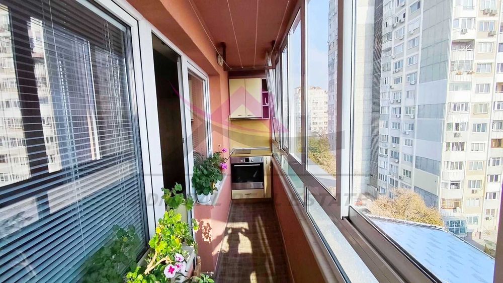 Просторен и слънчев! Двустаен- Окръжна Болница