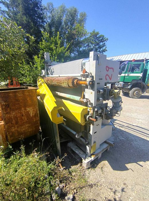 Masina de slefuit cu perii