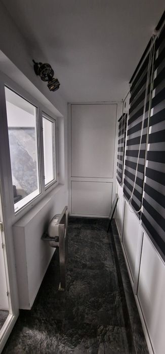 Vând apartament Insuratei