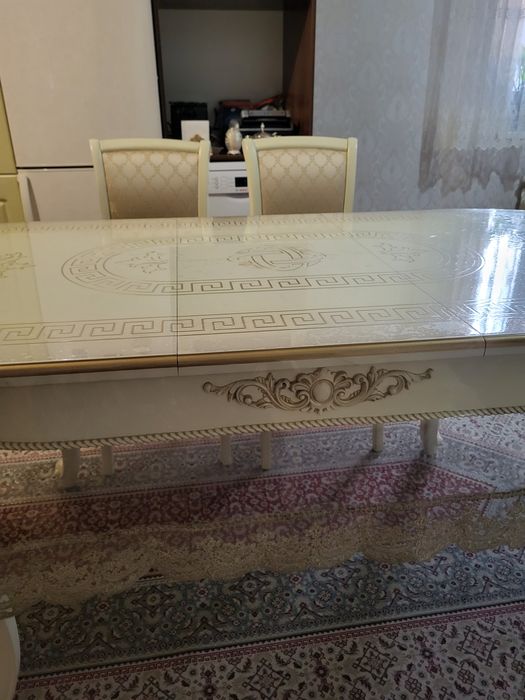 Продам стол со стульями