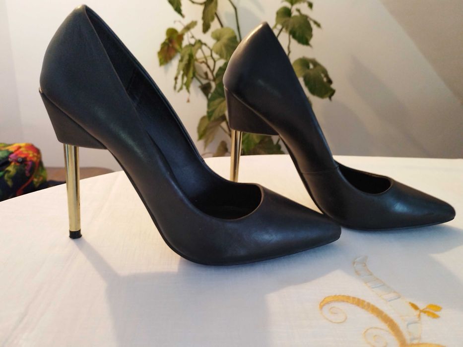 Pantofi dama marimea 36
