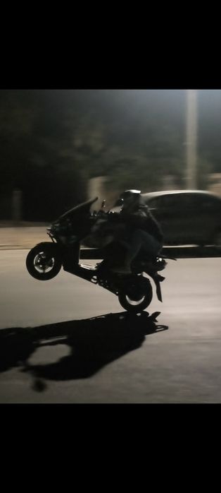 Skuterimni sotaman naxtga