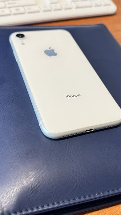 Iphone xr white 64Gb