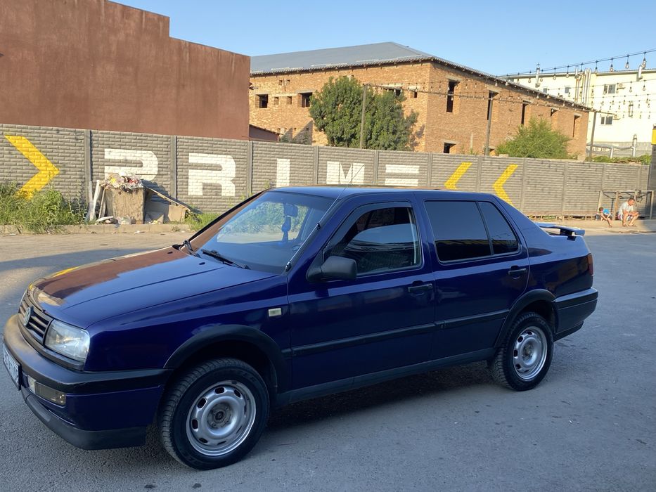 Venta 1993 без вложение