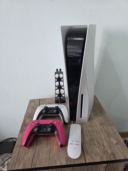 Sony PlayStation 5 2 джойстик + 32 Монитор