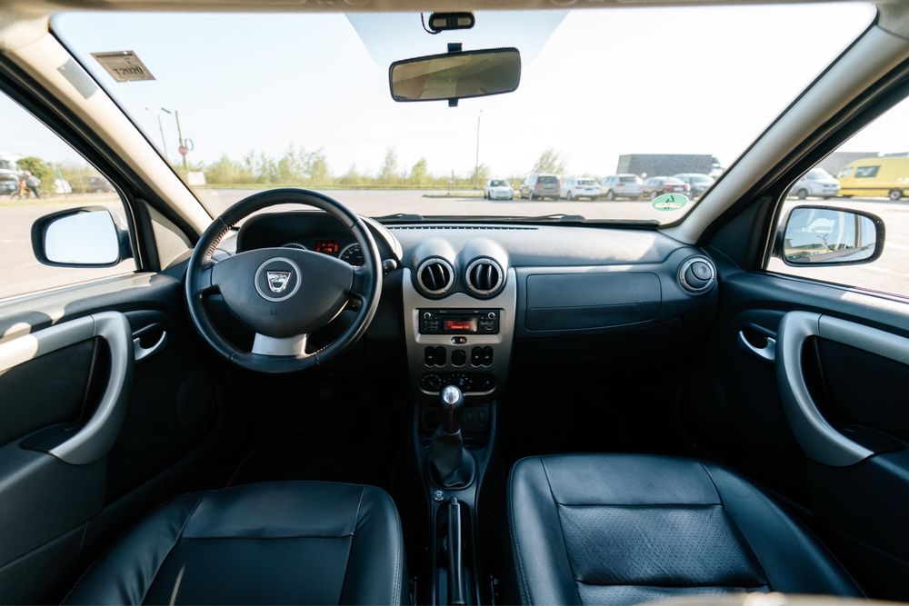 Vând Dacia Duster GPL
