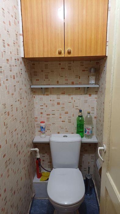 Продаю квартиру 2/1/4.Авиасозлар 4.