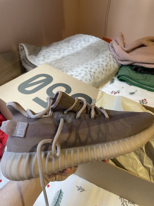 Yeezy 350 V2 mono mist