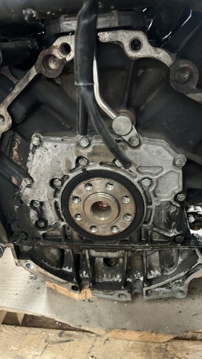 Двигатель Ауди алроад 2.7