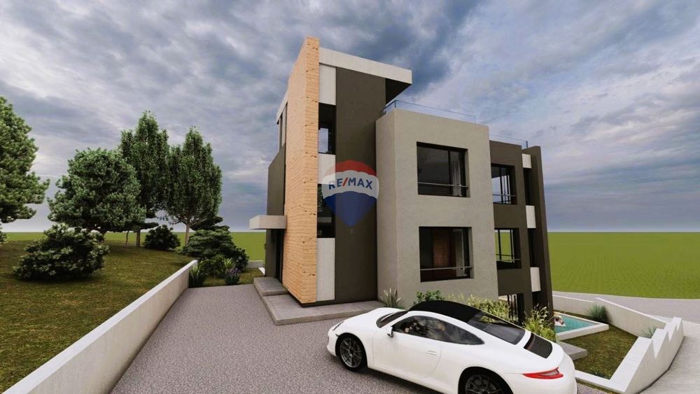 Тристаен апартамент,м-т Ален Мак,гр. Варна TE