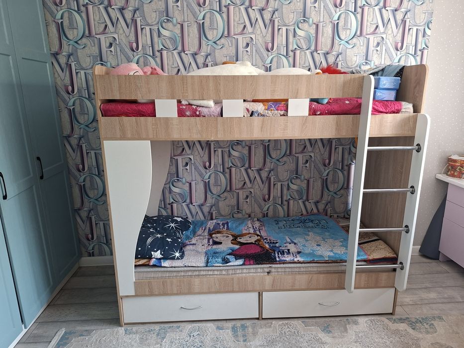 Кровать двухярусная