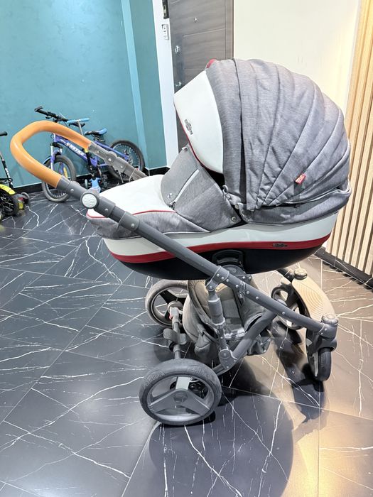 Продается коляска 2в1