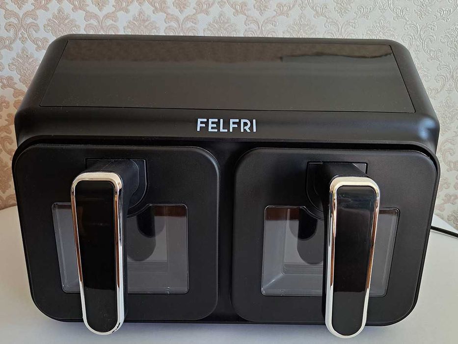 Продам аэрогриль FELFRI FF-AF-01 две чаши 4.5+4.5 л