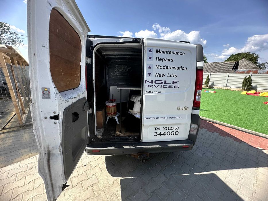 RENAULT Trafic 2011 — imagine 4