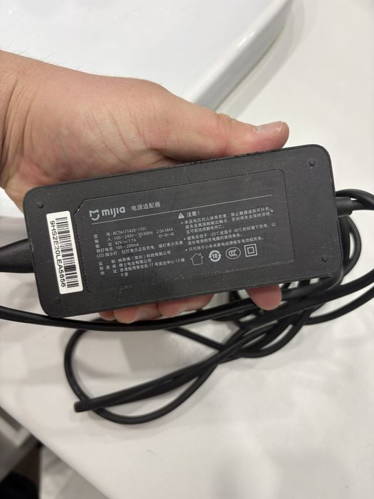 зарядка на самокат