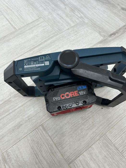Bosch GLI 18V-1900 proiector