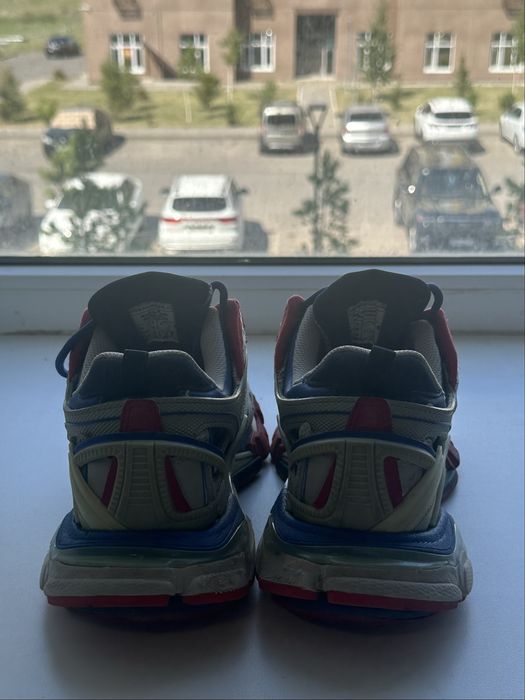 Balenciaga Track 2 Beige red blue