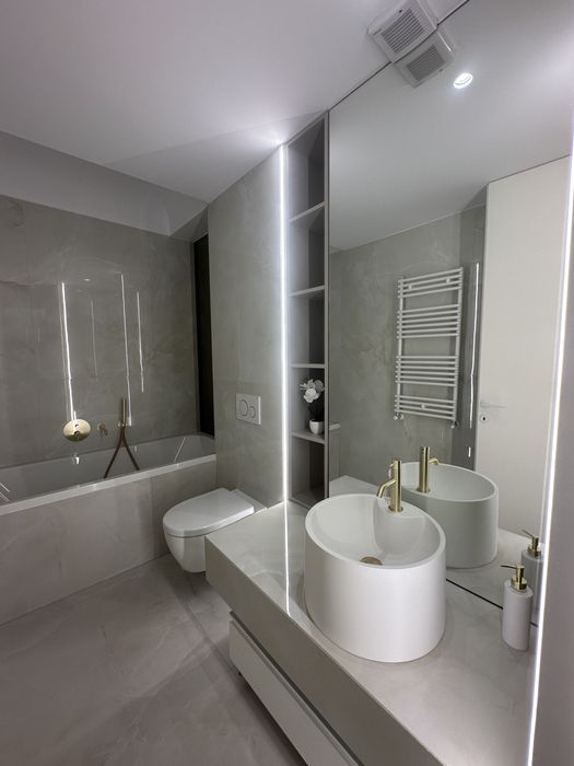Inchiriez studio cortina north