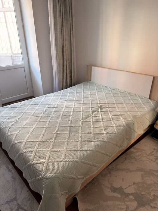 Кровать двухспальная