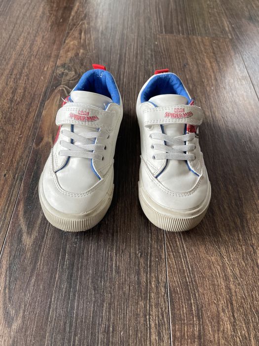 Детски обувки номер 27