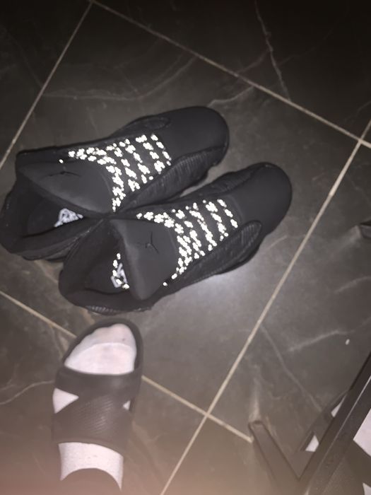 Air jordan 13 black cat