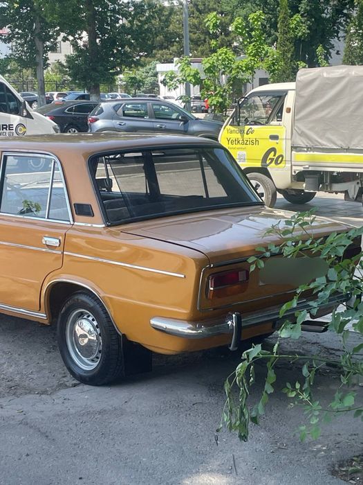 ВАЗ 2103 идеал радной $2200