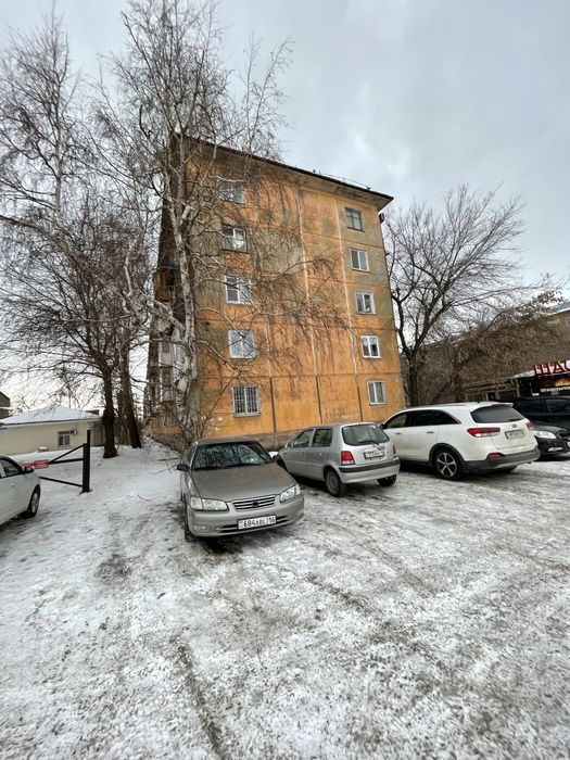 Продам 2шку на Мызы 25