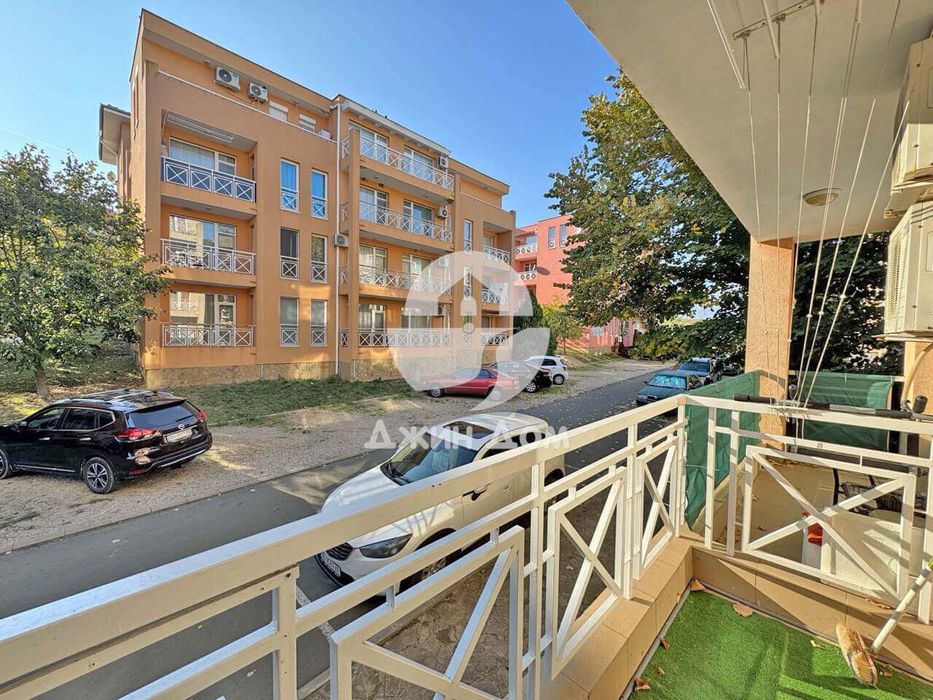 Продава се Тристаен апартамент в к.к. Слънчев бряг - 68 кв.м за 927 €/кв.м - Снимка #2