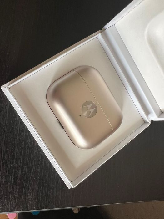 Слушалки motorola & swarovski