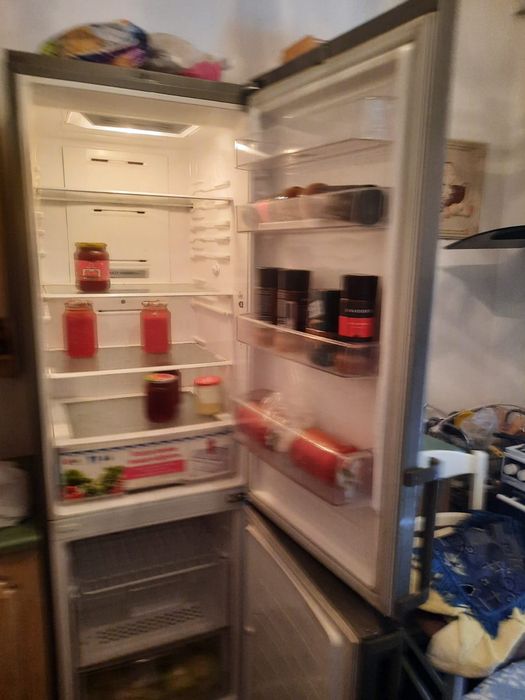 Ремонт холодильников.